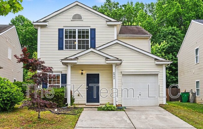 8942 CHALKSTONE RD