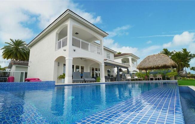 7031 NW 113 CT