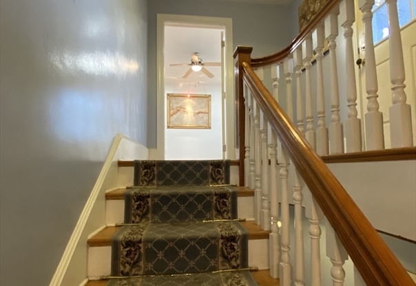 200 HYDE PARK AVE