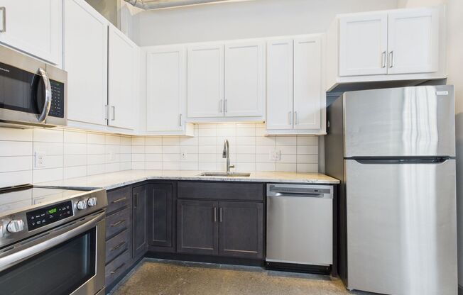 2 beds, 2 baths, 900 sqft, $1,500, Unit 120