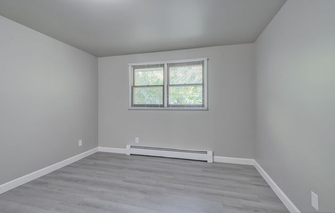 1 bed, 1 bath, 525 sqft, $949, Unit 2260 - 10