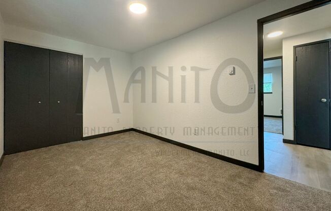 2 beds, 1 bath, 875 sqft, $1,250, Unit Unit #24