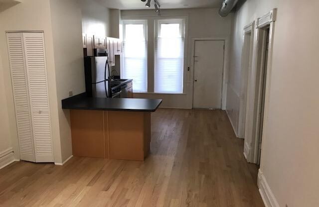 900-902 W.19th Street