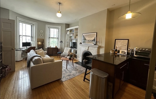 656 Tremont St Apt 8