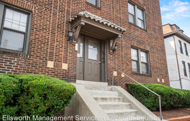Prime Shadyside Location | Modern Interior