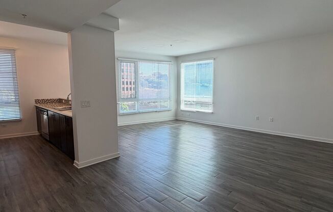 2 beds, 2 baths, 1,220 sqft, $3,430, Unit 543