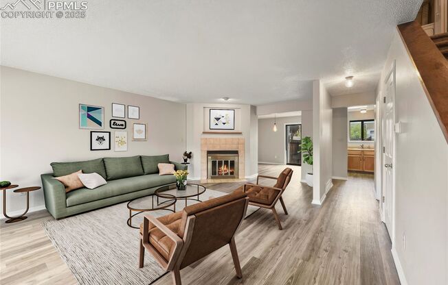 3 Bedroom Townhouse Close To Ft. Carson