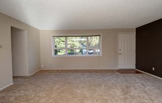 3 beds, 1 bath, $2,695