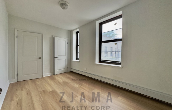 152 PARKSIDE AVE
