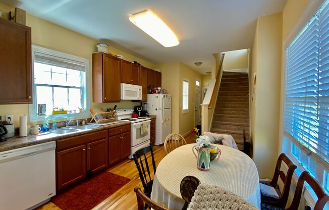 3925 Lexington Dr. - For Rent