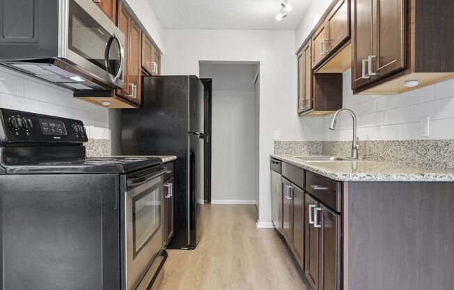 2 beds, 1 bath, 900 sqft, $1,539, Unit 220