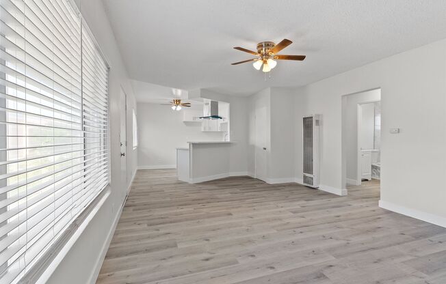 147 S Magnolia Avenue