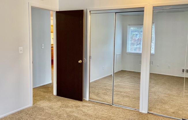 2 beds, 1 bath, 850 sqft, $1,295, Unit 505