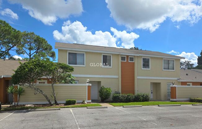 Charming 3-Bed, 2-Bath Townhome within Silver Park Villas