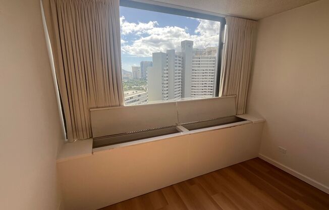 1 bed, 1 bath, $3,000, Unit # 2003