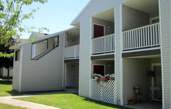 1 bed, 1 bath, 672 sqft, $537, Unit BW0221