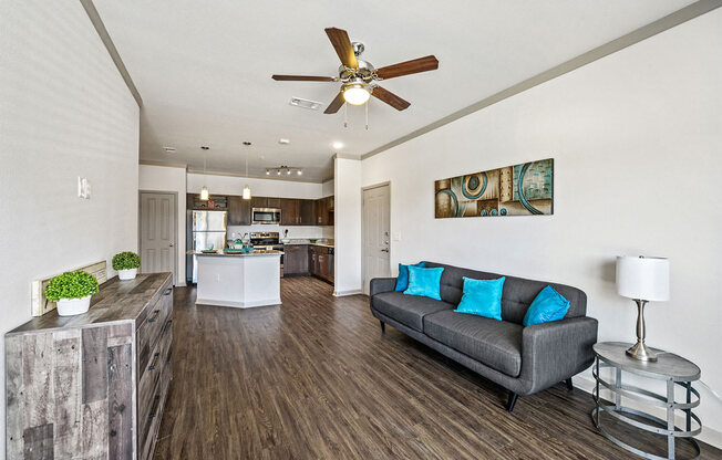 Champions Gate Apartments in San Antonio Living Room