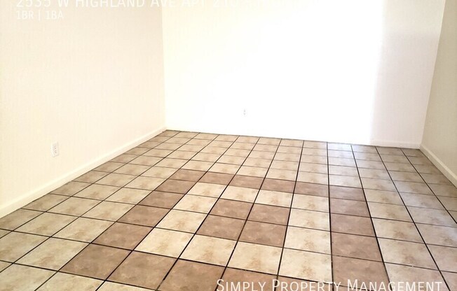 2535 W Highland Ave