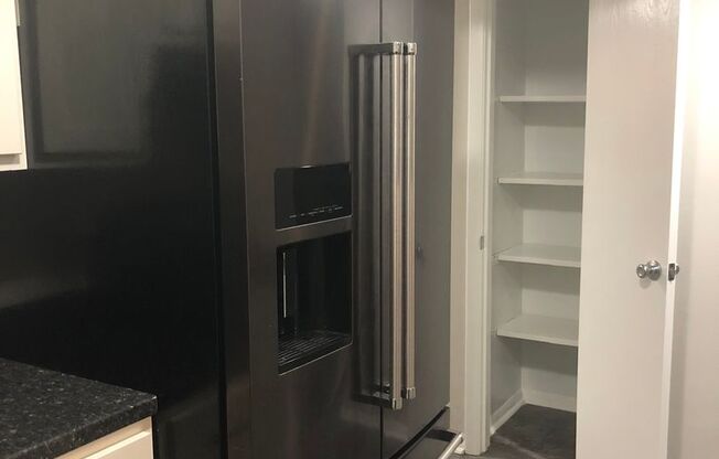 2 beds, 2 baths, 1,042 sqft, $1,429, Unit 6034C