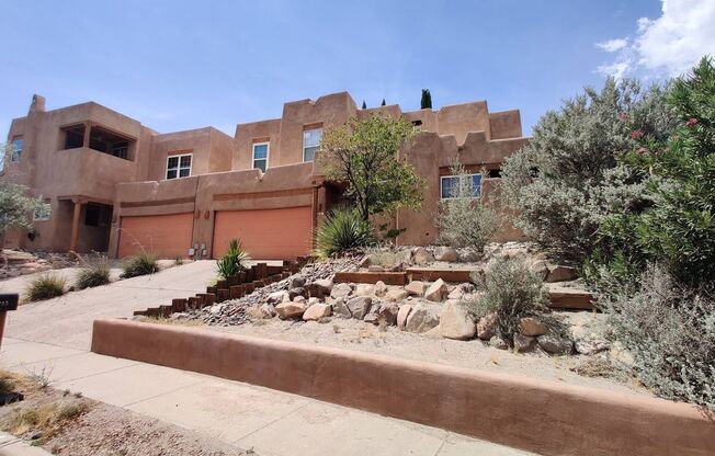 Beautiful 2 Story Town Home Located off of Telshor Area