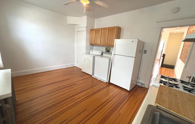 1 bed, 1 bath, $1,350