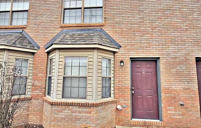 2 beds, 1.5 baths, 1,250 sqft, $975, Unit 2412 #4