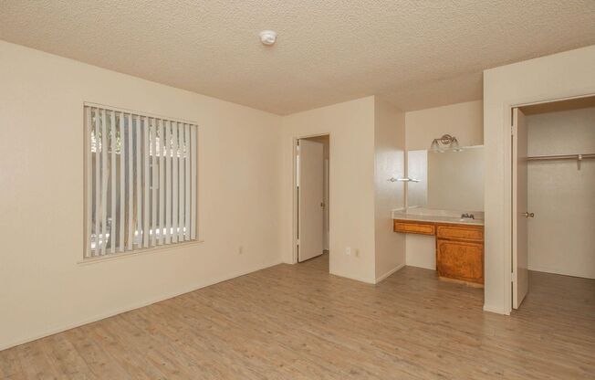 2 beds, 2 baths, 1,200 sqft, $1,755, Unit G1054