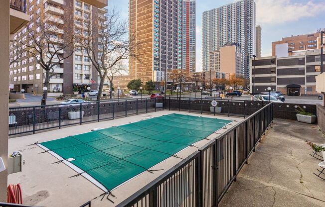 3 beds, 1.5 baths, 1,001 sqft, $3,400, Unit 28K