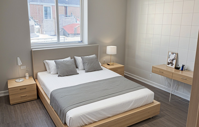 QMR - 4903 Walnut LLC