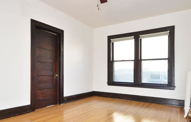 1 bed, 1 bath, 410 sqft, $875, Unit 22 - 29