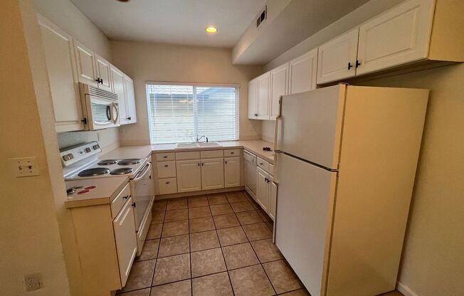 Great Condo with Garage in South Ft. Collins