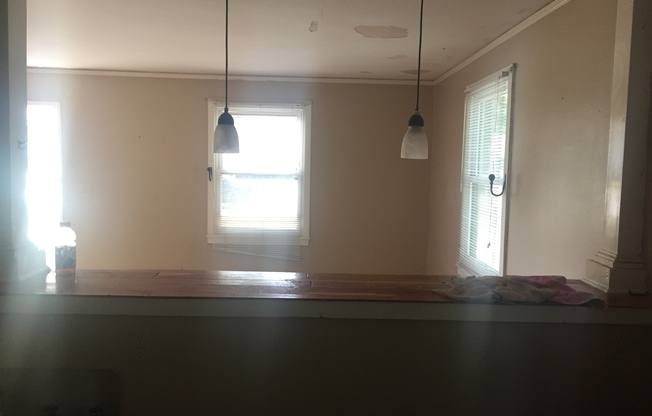 2 beds, 1 bath, $815