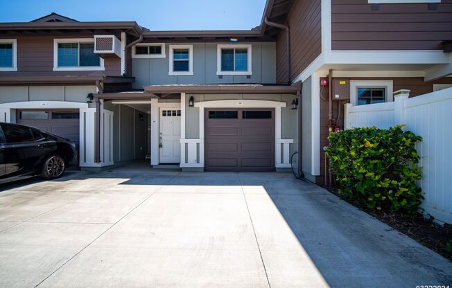 3 bed/ 2 bath townhome in Kapolei