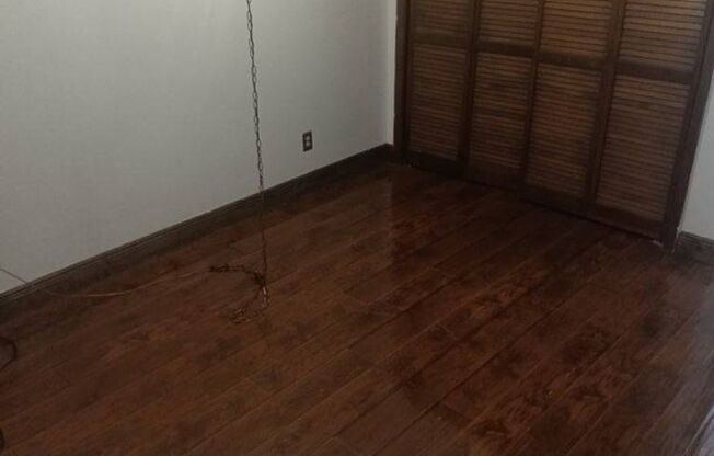 13865/13867 Old Hammond Hwy