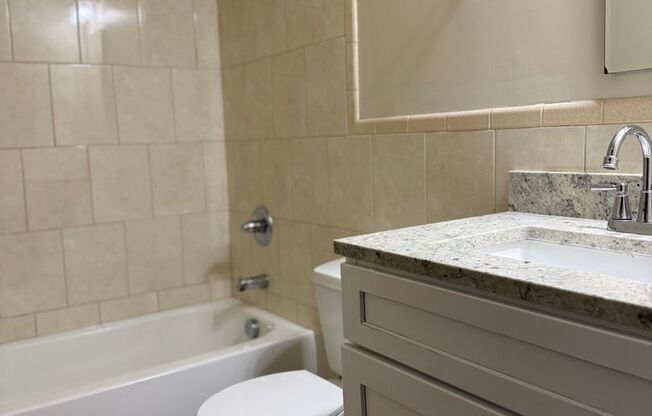 1 bed, 1 bath, 750 sqft, $1,275, Unit 185-2