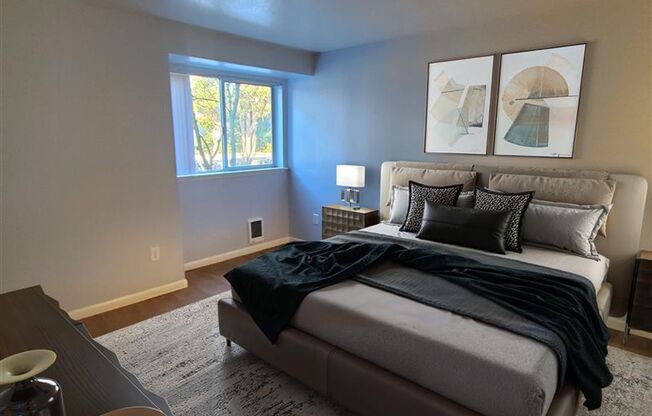 1 bed, 1 bath, 723 sqft, $1,579, Unit B21