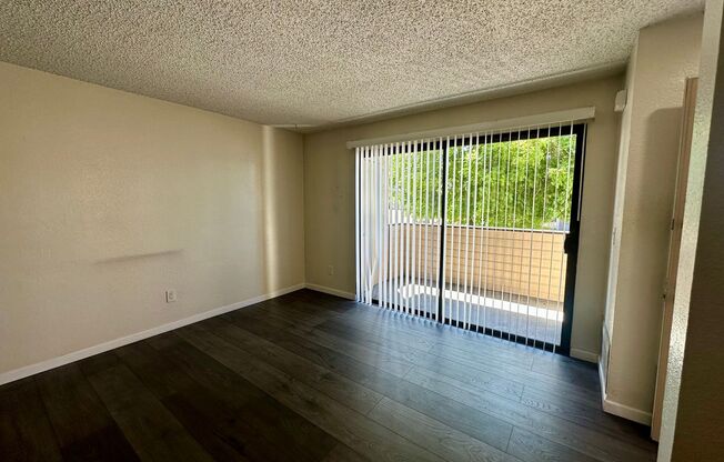 Spacious 2 Bedroom 2 Bath!