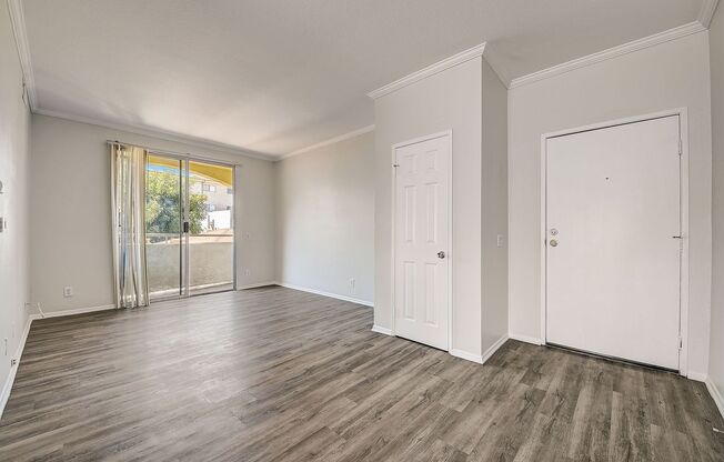 1 bed, 1 bath, 550 sqft, $1,898, Unit 209