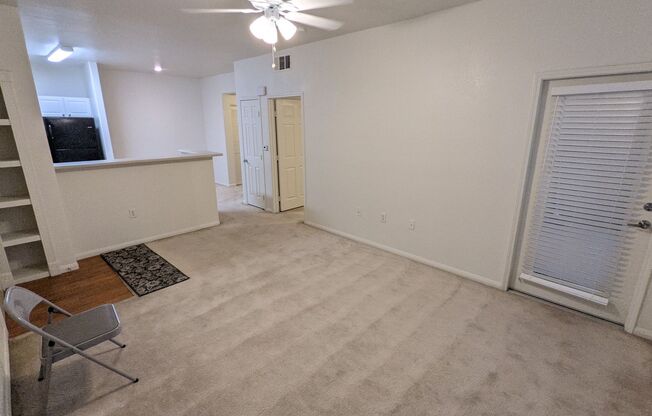 1 bed, 1 bath, $1,250, Unit # 2296