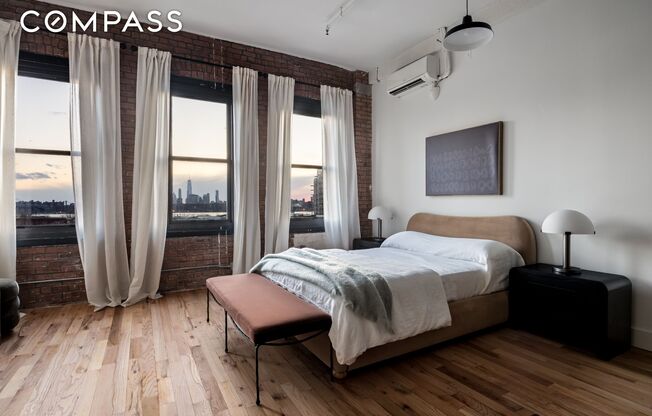 Studio, $4,750, Unit 2R
