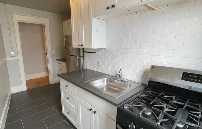 1 bed, 1 bath, 730 sqft, $1,295, Unit 102