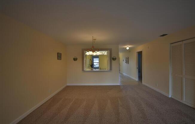 400 MISTY PNES CIR