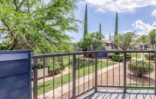 2 beds, 2 baths, 922 sqft, $1,250, Unit 1042