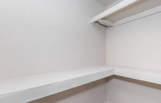 2 beds, 1 bath, 750 sqft, $1,449