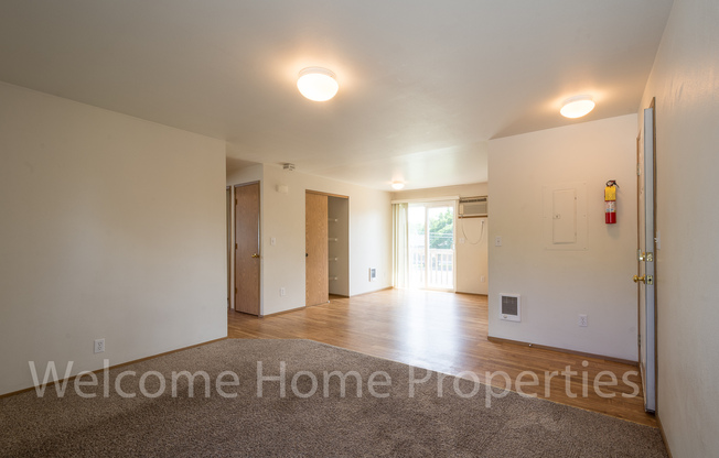 2 beds, 1 bath, $1,195