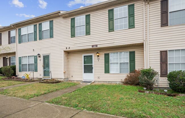 Updated Townhome in Newport News