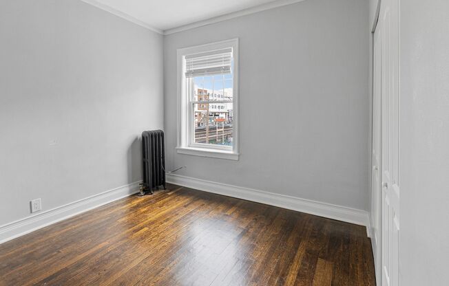 2 beds, 1 bath, 600 sqft, $2,300, Unit 6116-3W