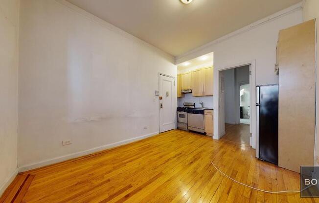 1 bed, 1 bath, 400 sqft, $2,800, Unit 1A