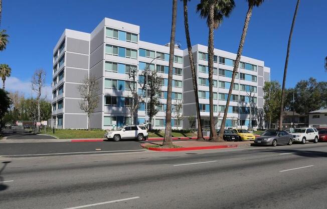 15211 SHERMAN WAY