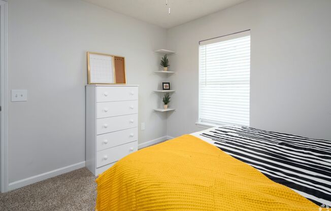 1 bed, 1 bath, 694 sqft, $1,000, Unit A-02